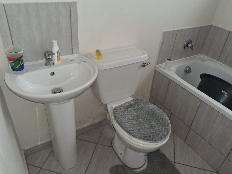 To Let 2 Bedroom Property for Rent in Kidds Beach Eastern Cape